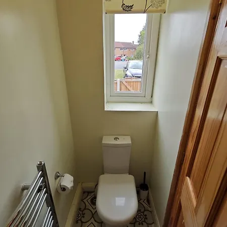 Galtres House -spacious With Garden & Parking * Easingwold