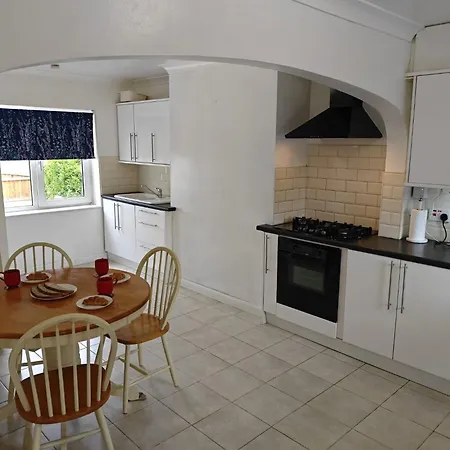 Tatil Evi Galtres House -spacious With Garden & Parking *